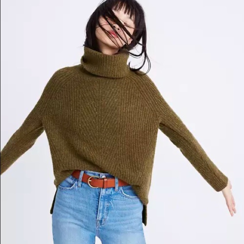 Madewell Mercer Turtleneck Sweater in Coziest Yarn